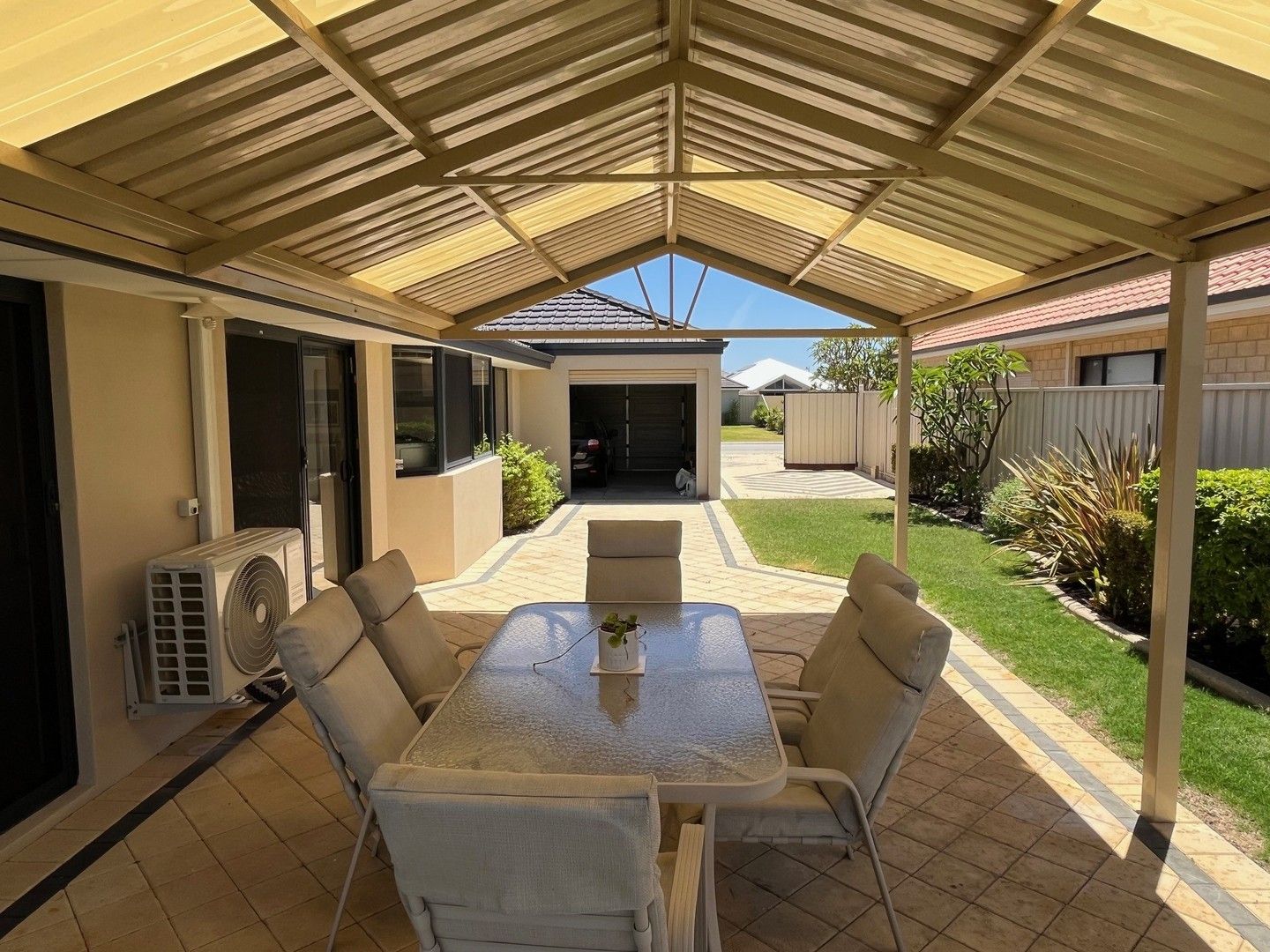 4 bedrooms House in 24 Britawast Road MADORA BAY WA, 6210