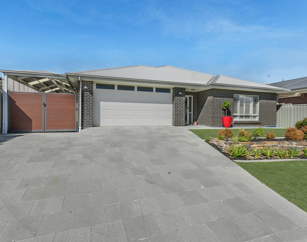 27 Arkle Place, Woodcroft SA 5162