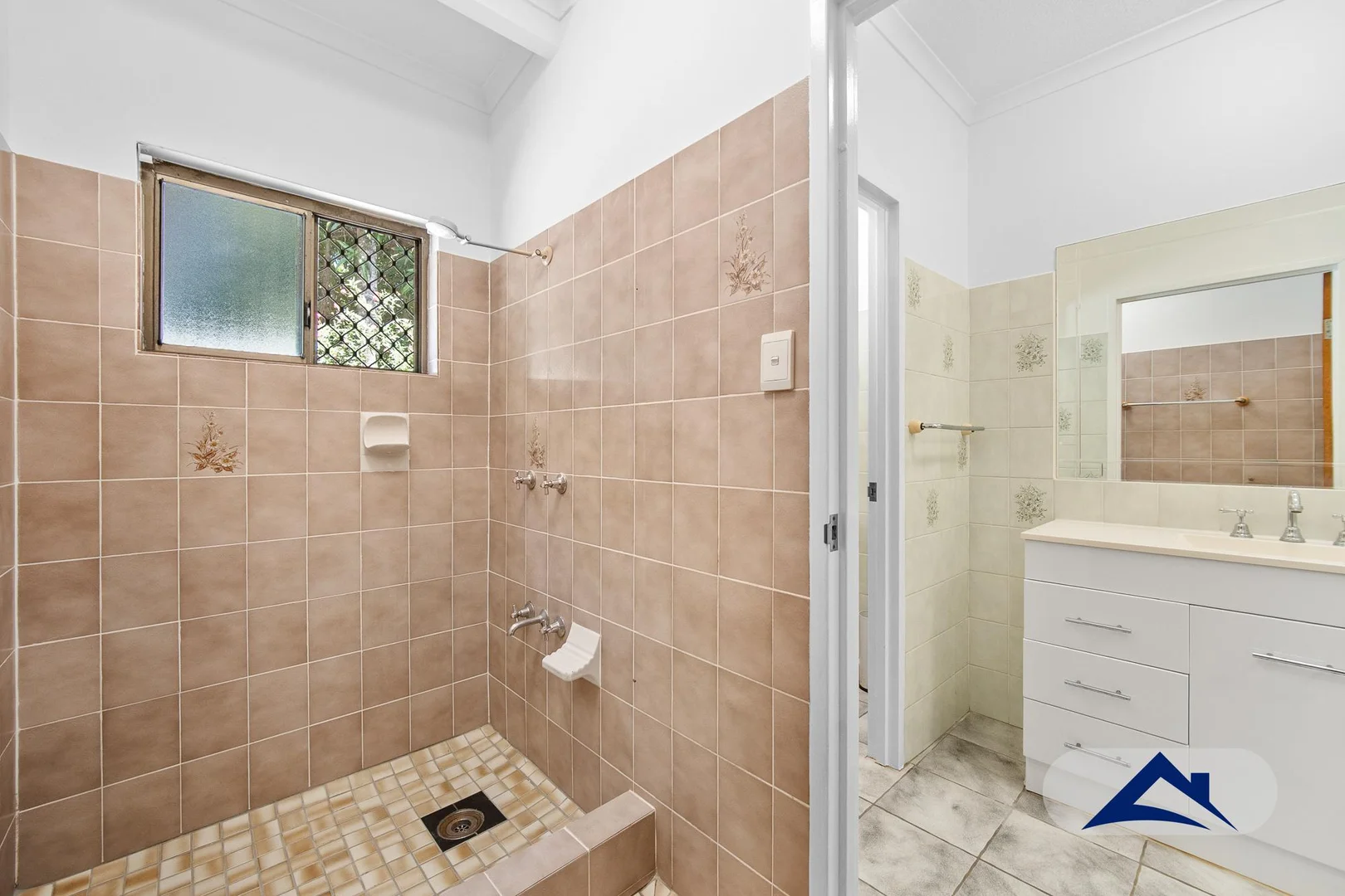 Additional image 13 of 6 Marvin Close, White Rock QLD 4868