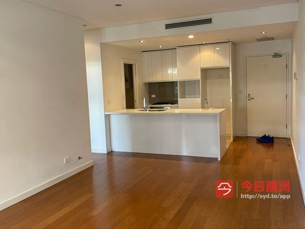 1 bedrooms Apartment / Unit / Flat in 713/42 Shoreline Drive RHODES NSW, 2138