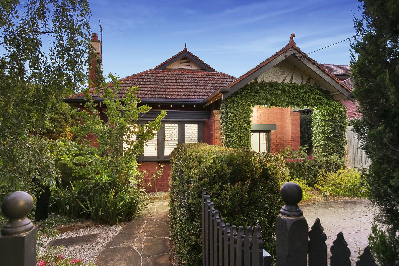 6 Martin Road, Glen Iris VIC 3146