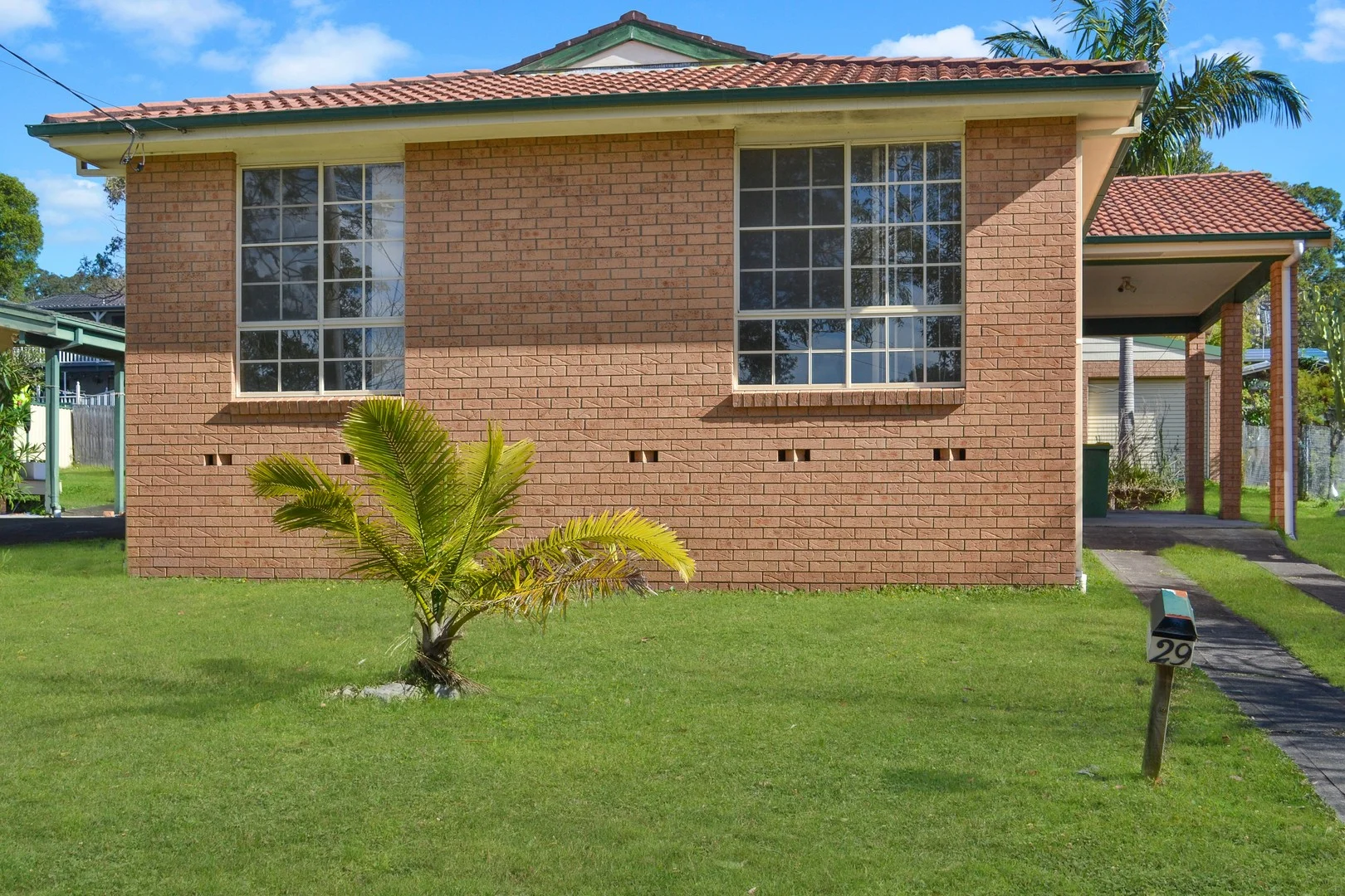 29 Anembo Avenue, Summerland Point NSW 2259