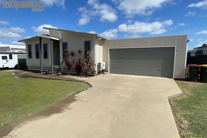 Picture of 14 Hunter St, BLACKWATER QLD 4717