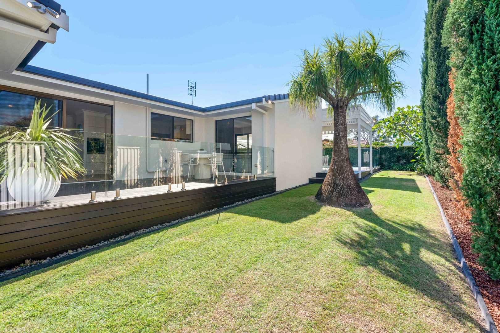 Additional image 21 of 11 Dunbarton Avenue, Sorrento QLD 4217