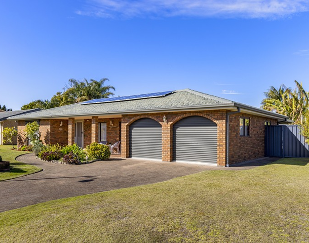 4 Pebble Parade, Fingal Bay NSW 2315