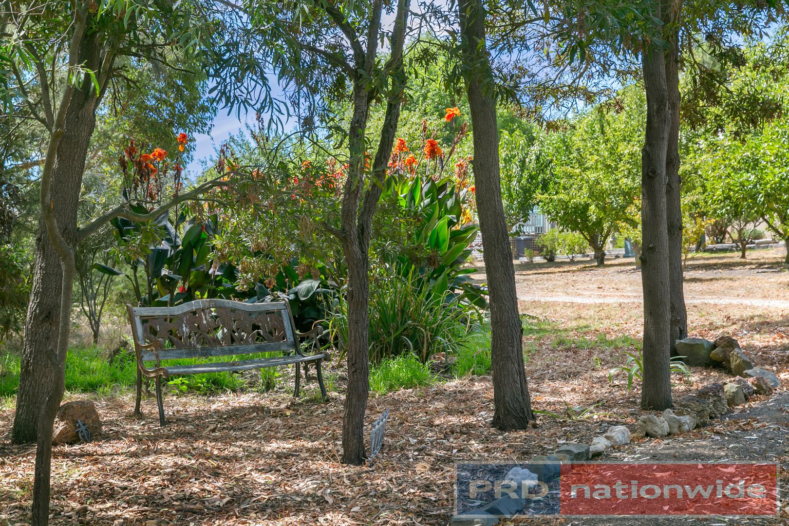 55 Louise Court, Haddon VIC 3351, Image 2