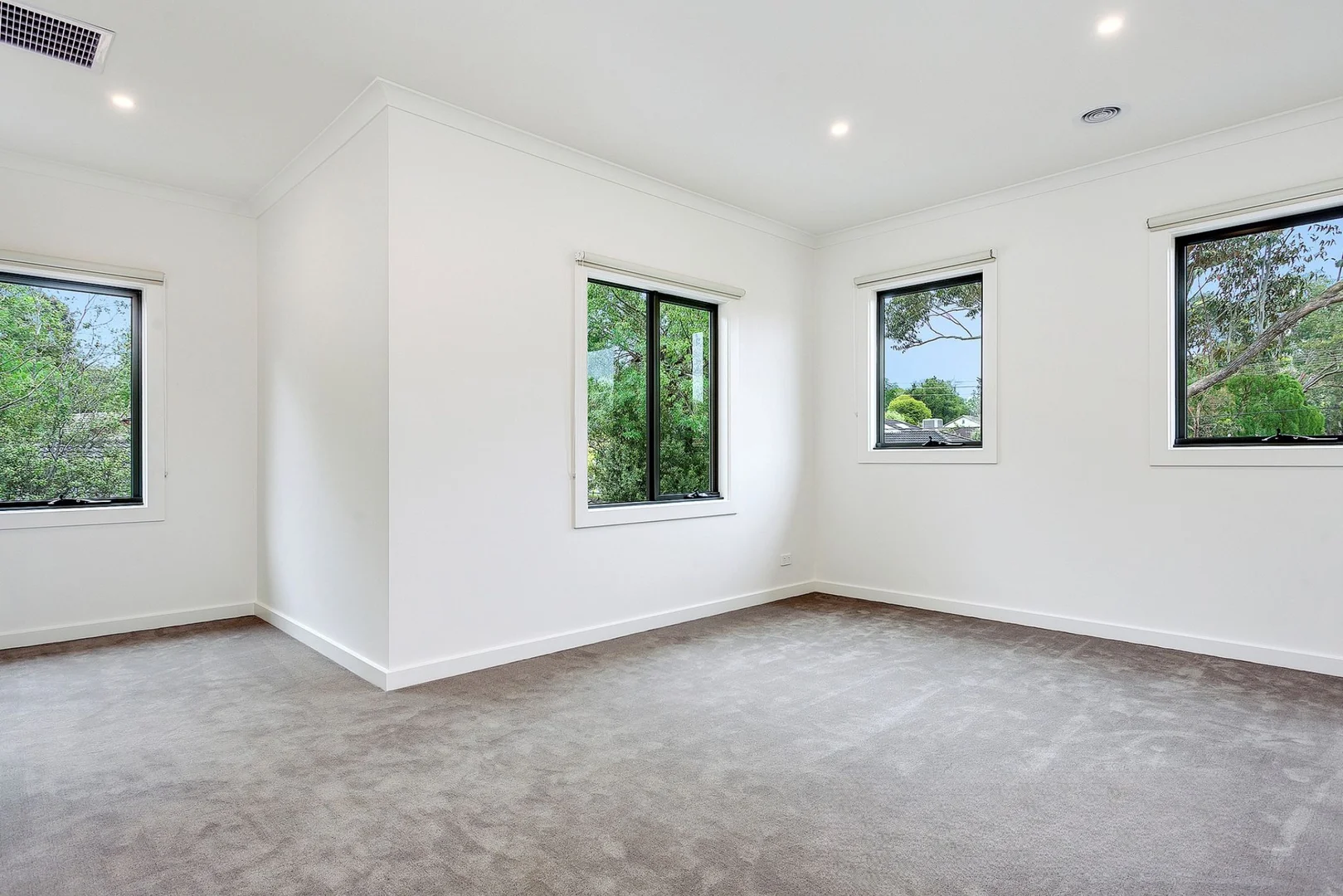 Additional image 6 of 1/27 Silverley Road, Croydon VIC 3136
