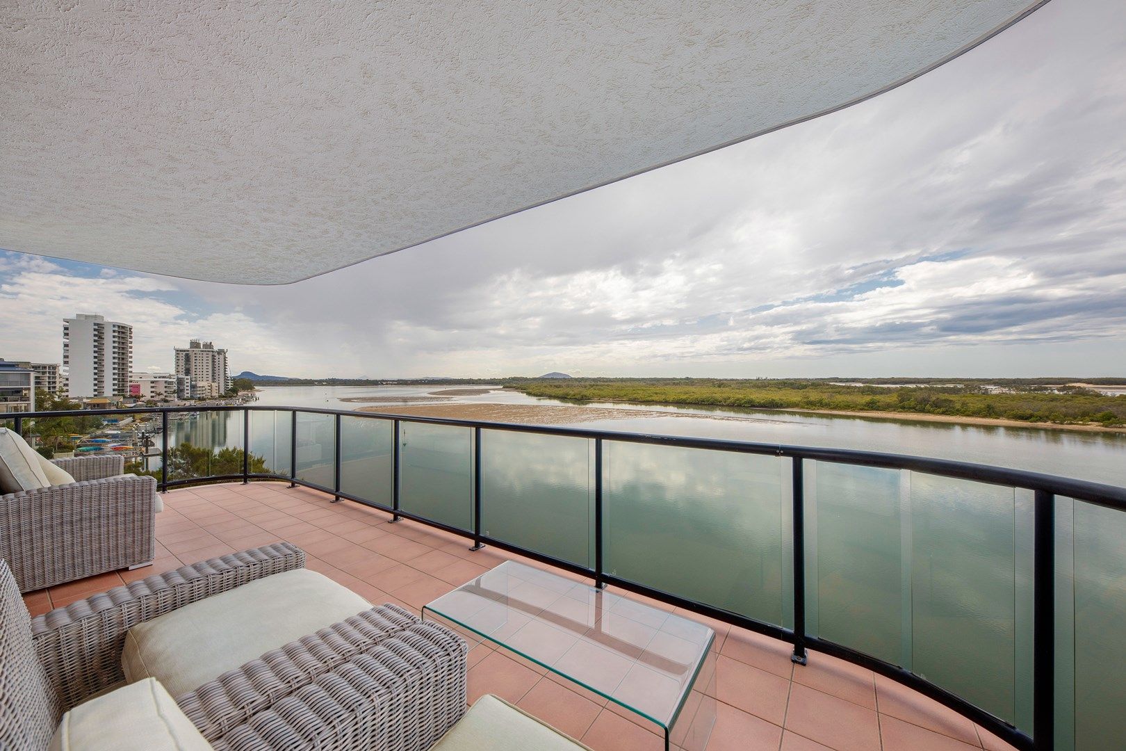 2 bedrooms Apartment / Unit / Flat in 5/8-10 Wharf Street MAROOCHYDORE QLD, 4558