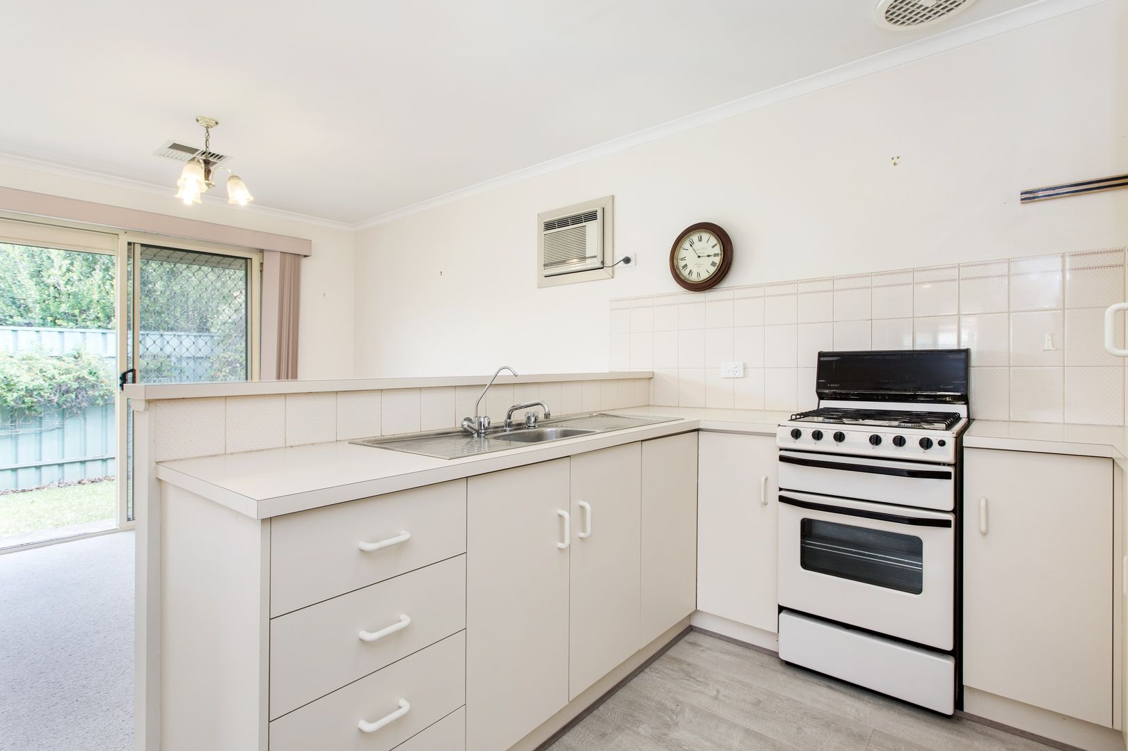 8/39 Reservoir Road, Hope Valley SA 5090, Image 2