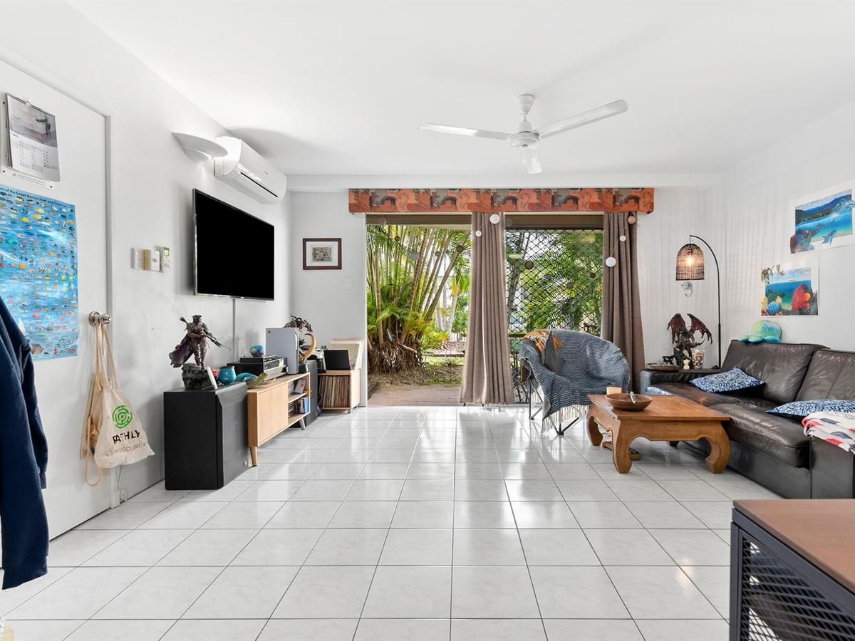 9/1-19 Poinciana Street, Holloways Beach QLD 4878, Image 1