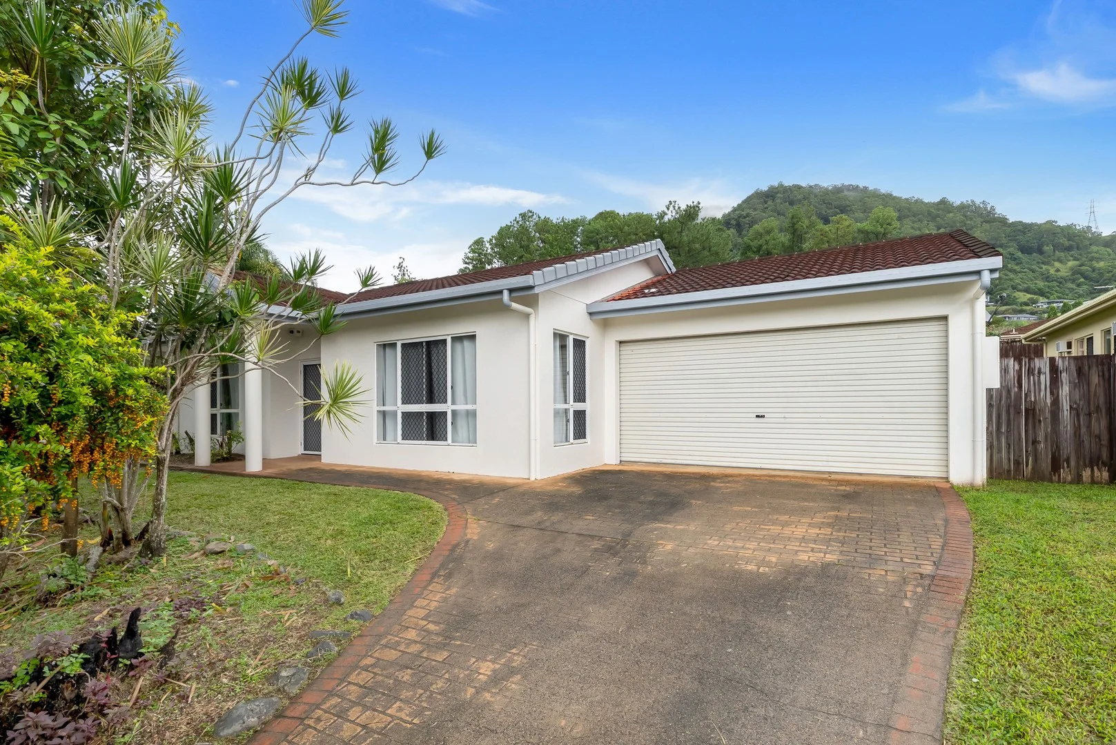 7 Daintree Close, Mount Sheridan QLD 4868