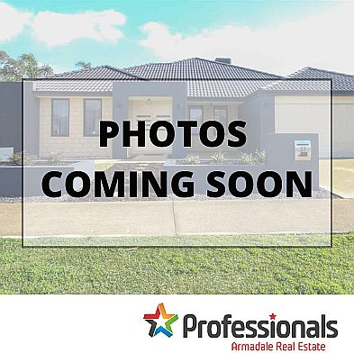 4 bedrooms House in 31 Boudicca Drive FORRESTDALE WA, 6112