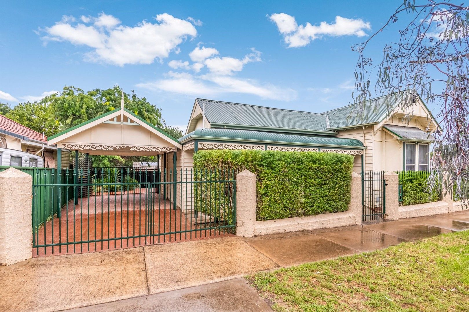 3 bedrooms House in 55 Bayne Street BENDIGO VIC, 3550