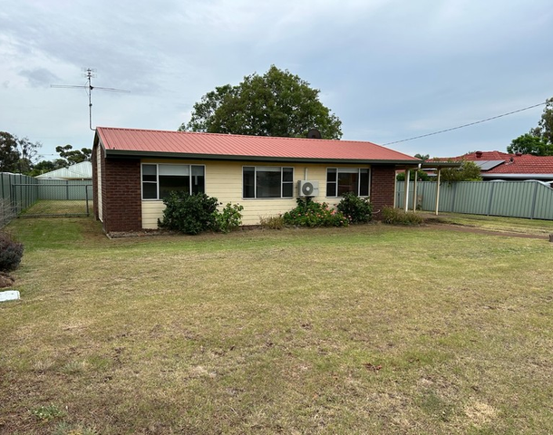 4 Hass Street, Oakey QLD 4401