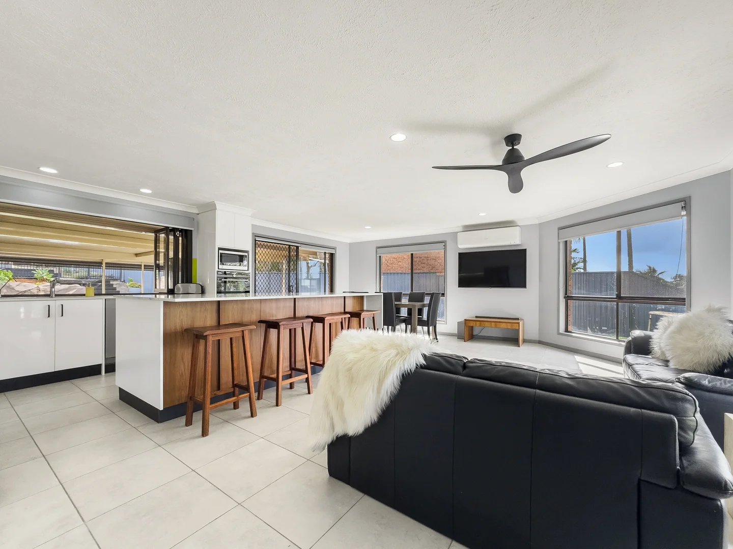 Additional image 6 of 8 PERTH SQUARE, Highland Park QLD 4211