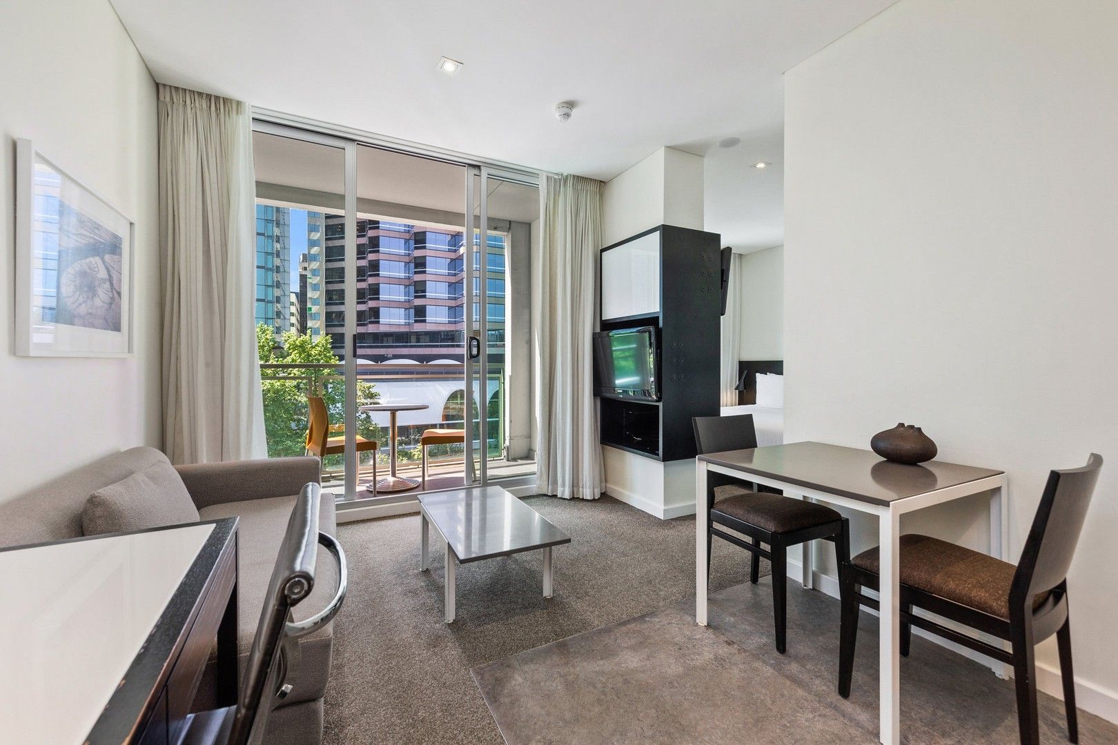 102/33 Mounts Bay Road, Perth WA 6000, Image 0