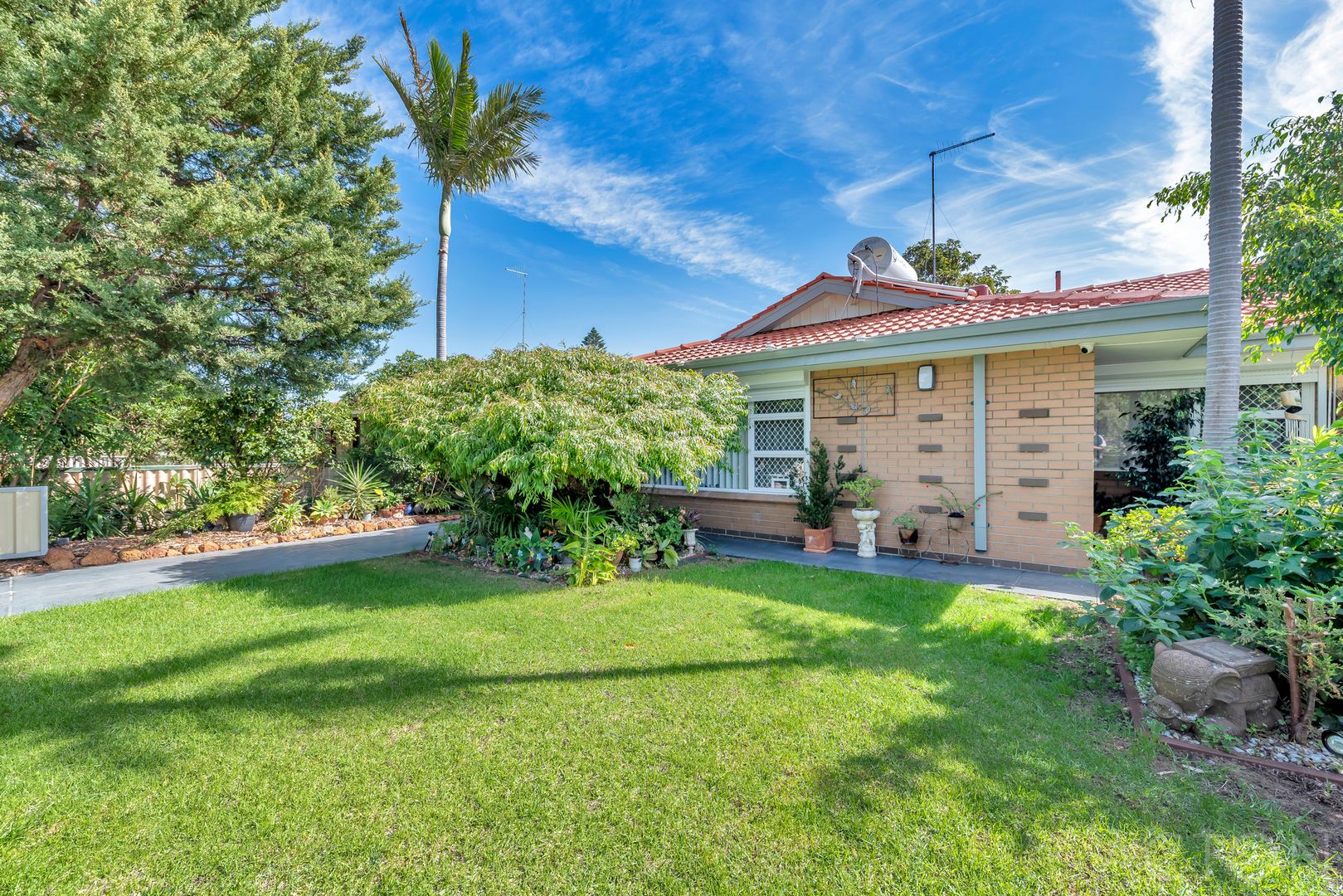 3 Kooljack Street, Dudley Park WA 6210, Image 2