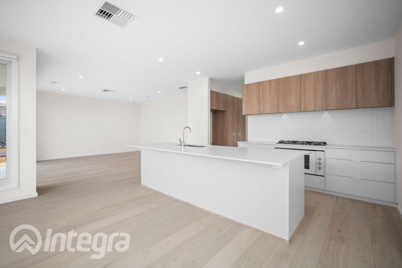 28 Todd Street, Lucas VIC 3350, Image 2