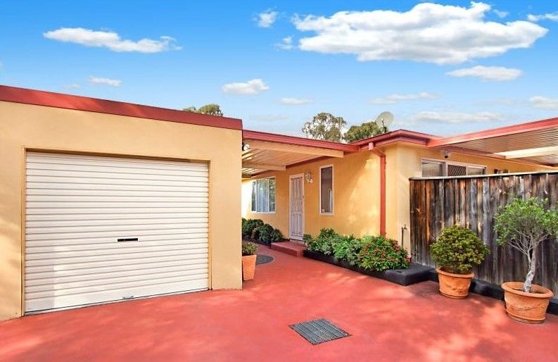 3 bedrooms House in 4/31 Douglas Road QUAKERS HILL NSW, 2763