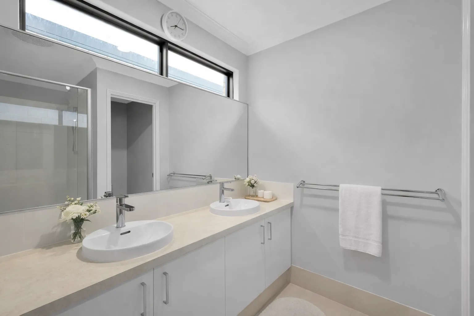 Best Value in Madora Bay!! Coastal Living in the Heart of Madora Bay - More