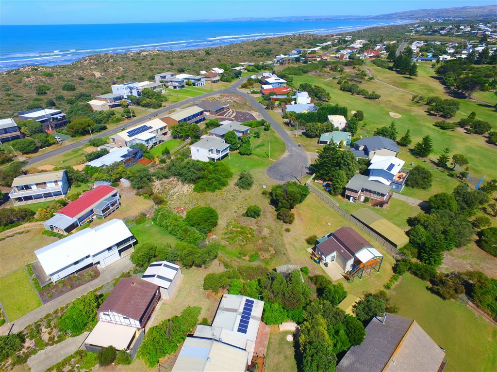 10 Fairway Court, Goolwa South SA 5214, Image 2