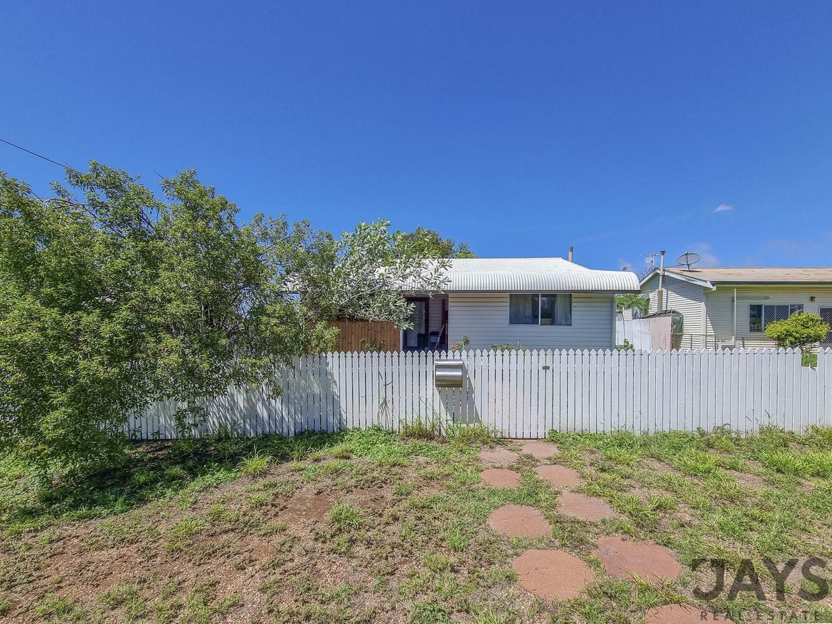 4 bedrooms House in 3 Margaret Street MOUNT ISA QLD, 4825