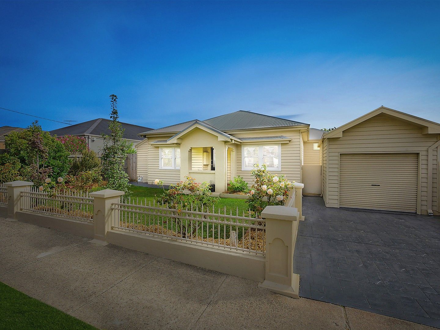 8 Lascelles Avenue, Manifold Heights VIC 3218, Image 0