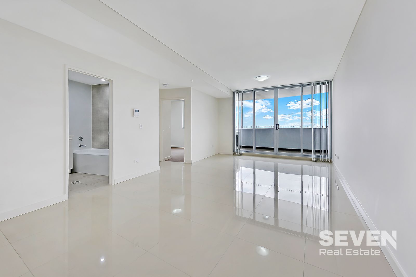 1 bedrooms Apartment / Unit / Flat in 1514/301 Old Northern Road CASTLE HILL NSW, 2154