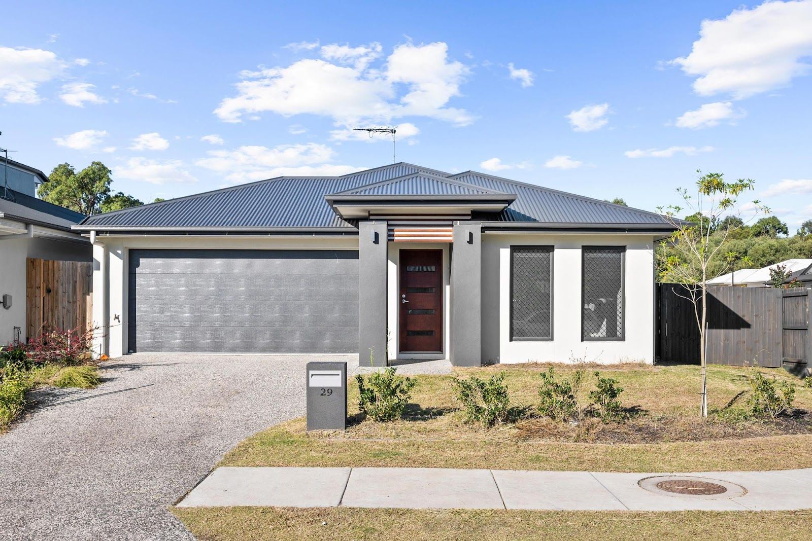 4 bedrooms House in 29 Birchwood Street PARK RIDGE QLD, 4125