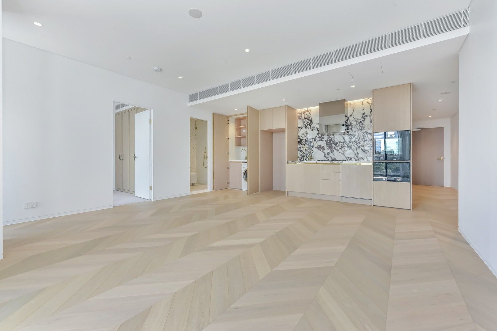 1 bedrooms Apartment / Unit / Flat in 802/61 Lavender Street MILSONS POINT NSW, 2061