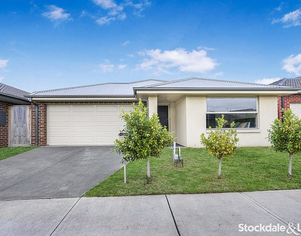 27 Copper Beech Road, Beaconsfield VIC 3807