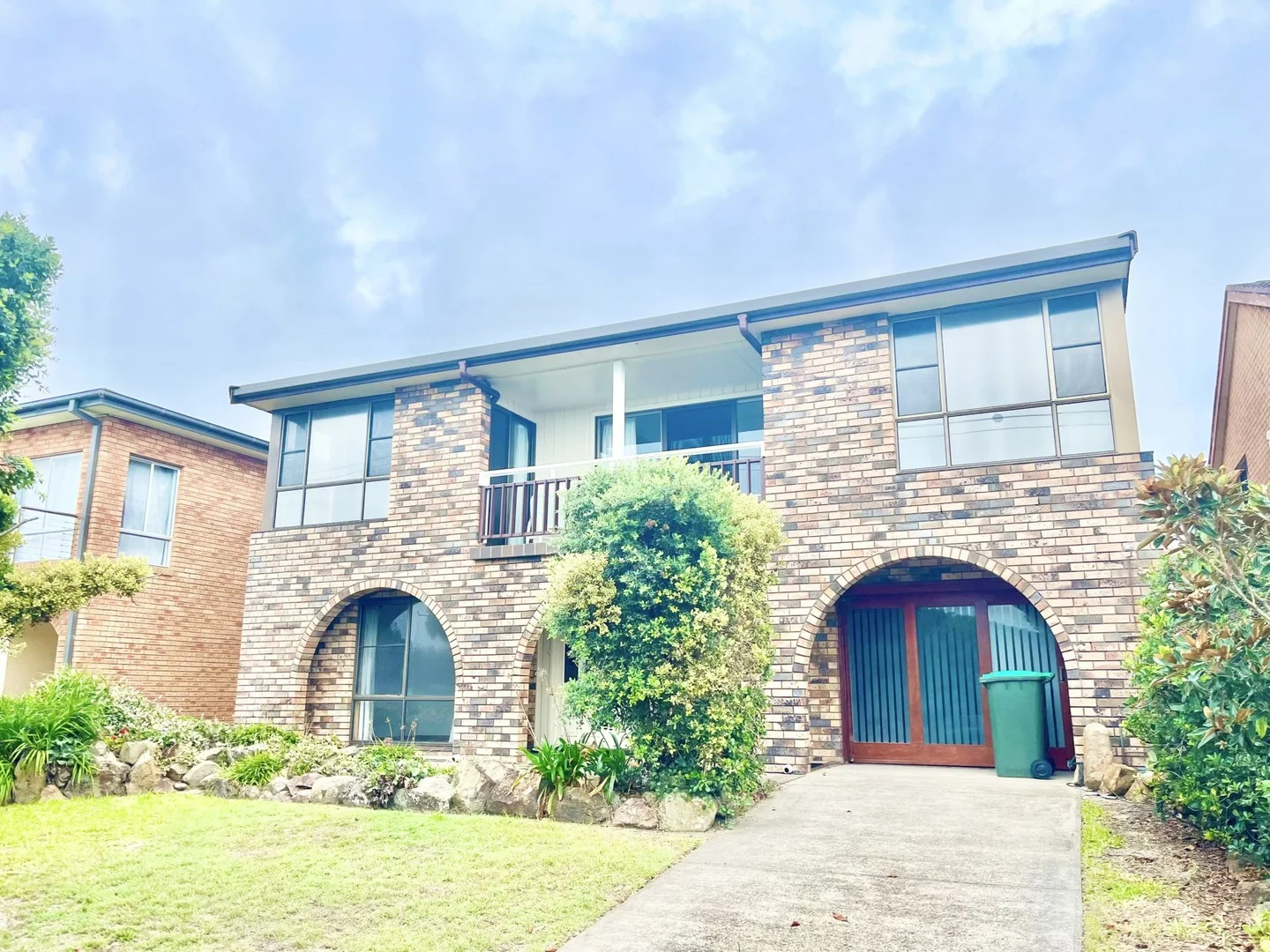 39 Pacific Parade, Old Bar NSW 2430