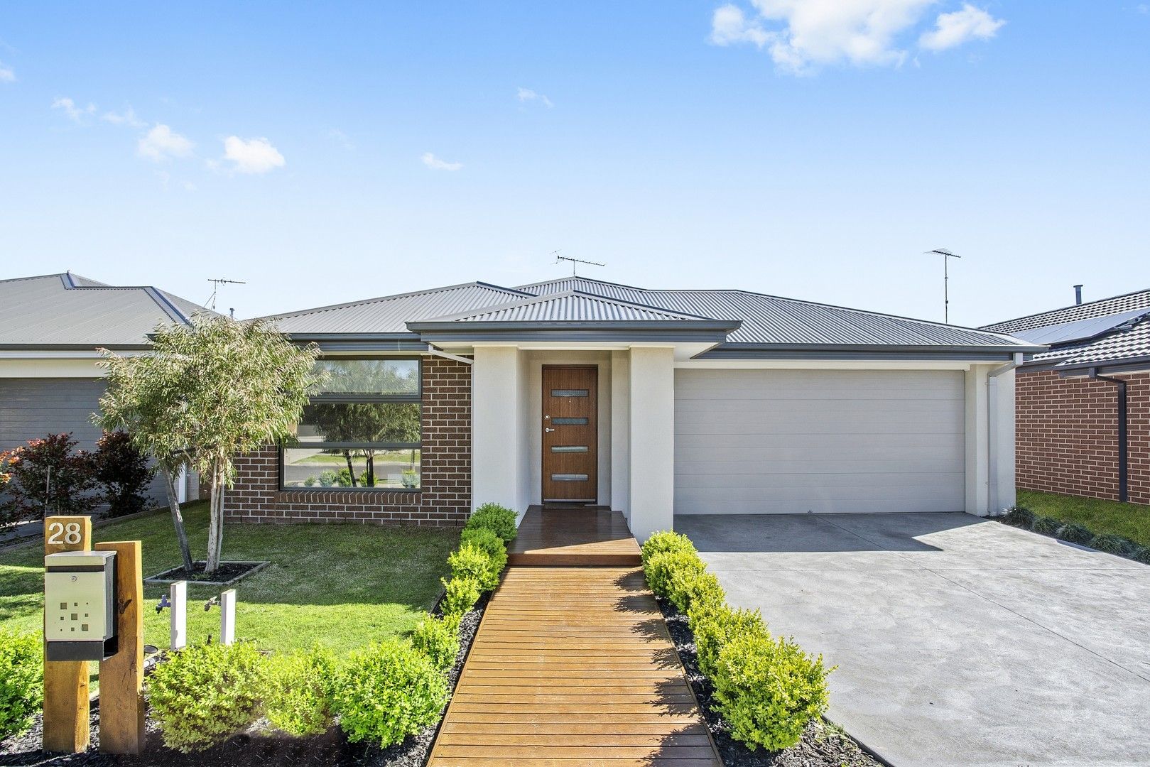 28 Whitfords Drive, Armstrong Creek VIC 3217 House For Rent 505 Domain