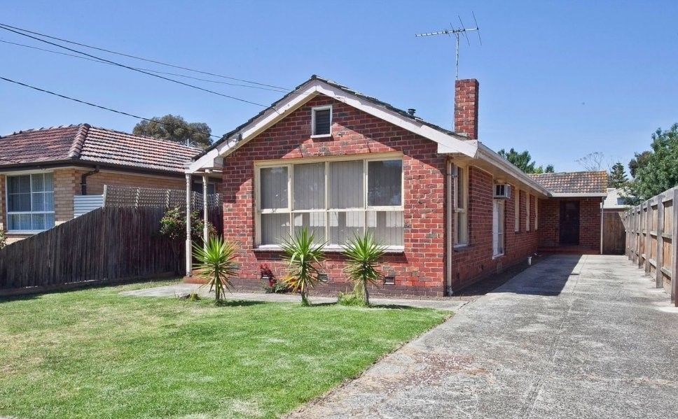 4 bedrooms House in 29 Tulloch Street DEER PARK VIC, 3023