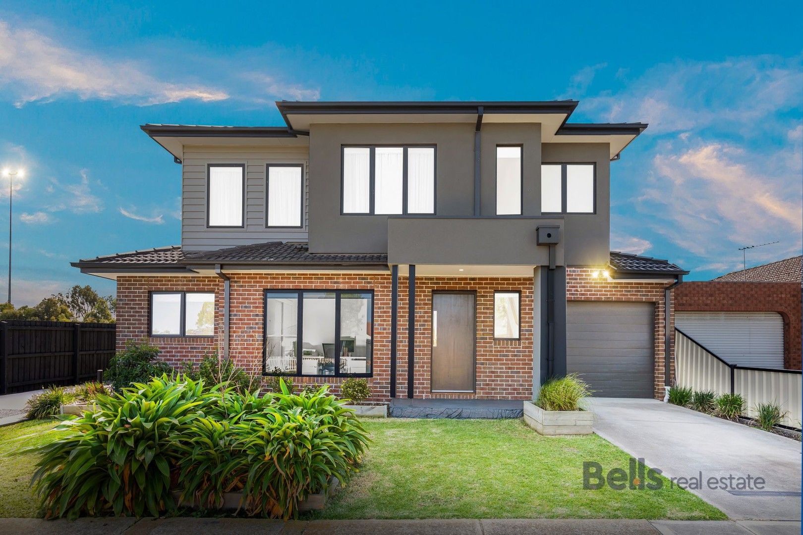4 bedrooms Townhouse in 1/50 Goldsmith Avenue DELAHEY VIC, 3037