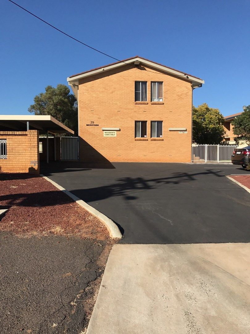 2 bedrooms Apartment / Unit / Flat in 1/39 Quinn Street DUBBO NSW, 2830