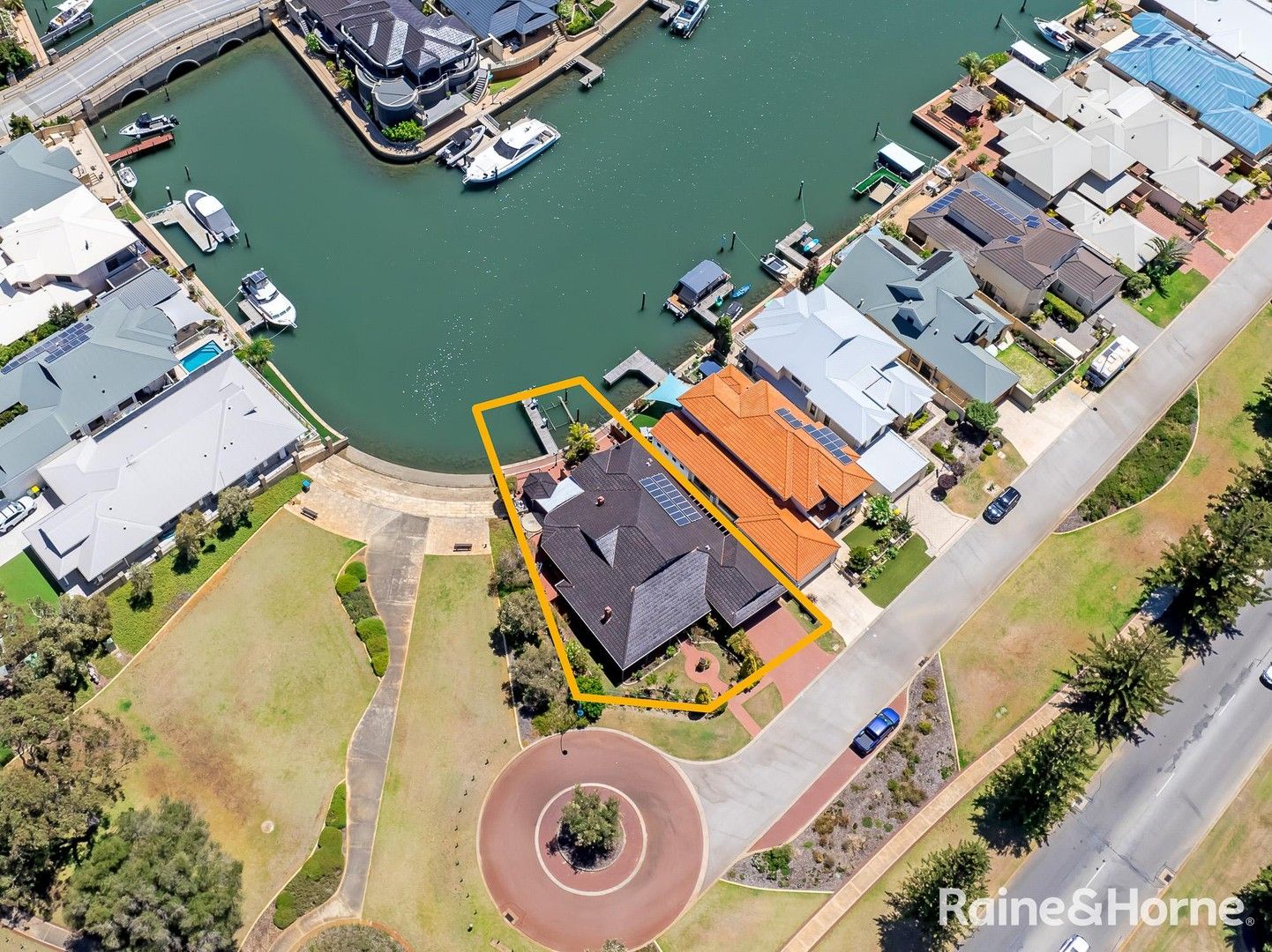 1 Starfire Close, Halls Head WA 6210, Image 0