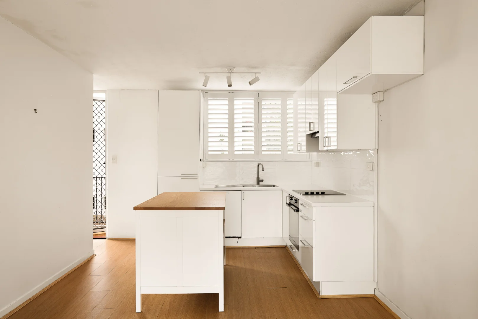 Additional image 6 of 2/26 Seymour Road, Hamilton QLD 4007