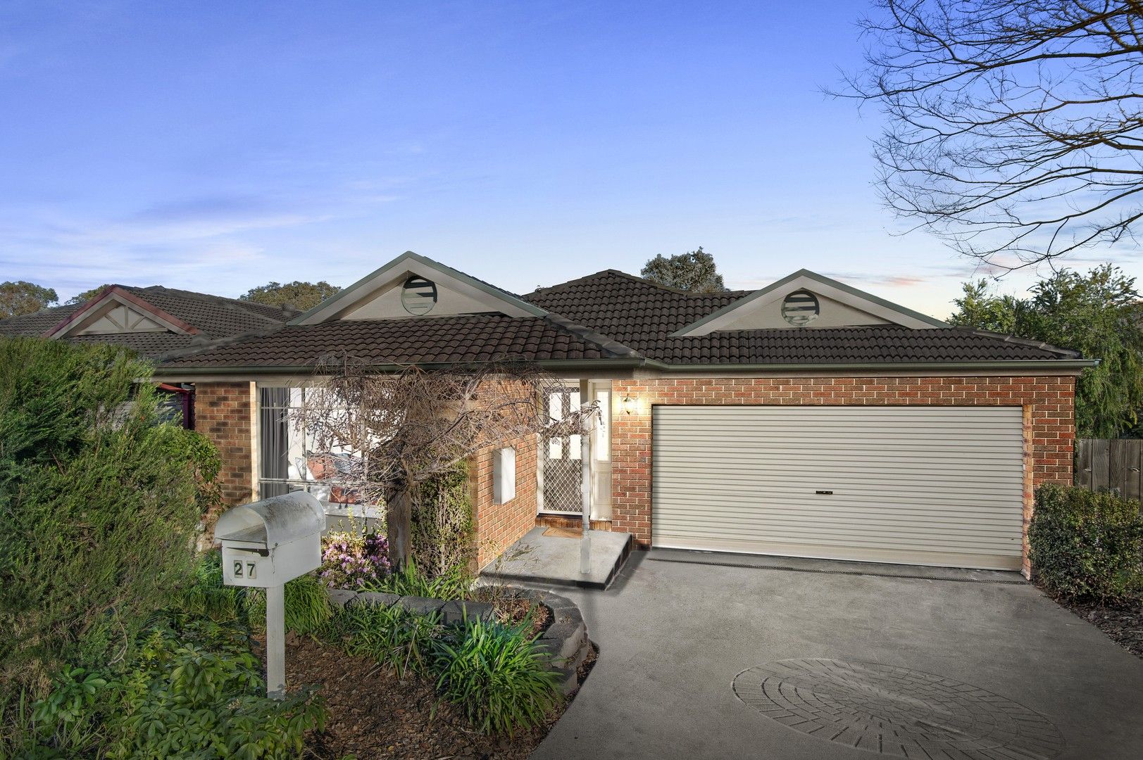 27 Meadowbank Avenue, Chirnside Park VIC 3116, Image 0