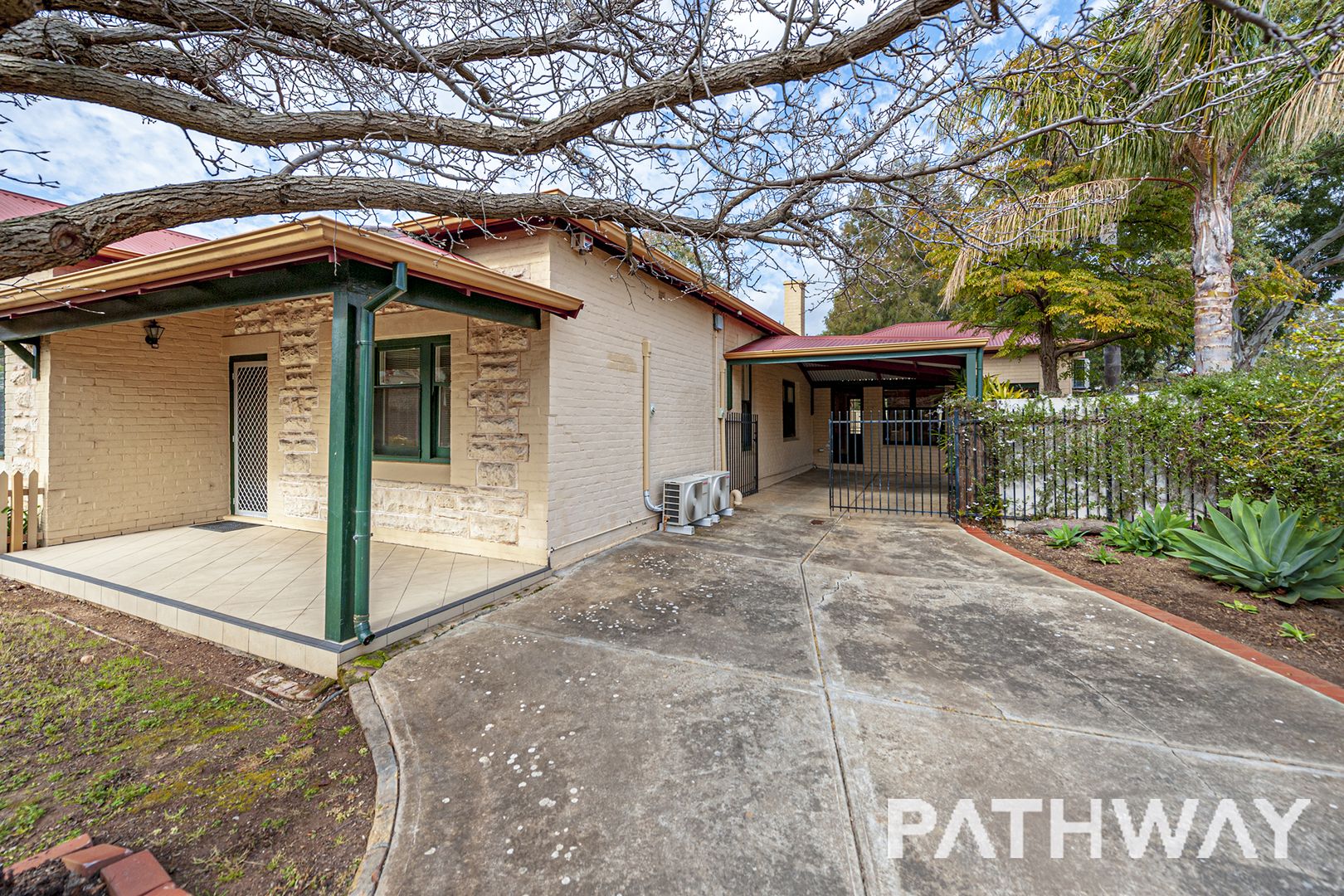 8 Hillview Road, Kingswood SA 5062, Image 1