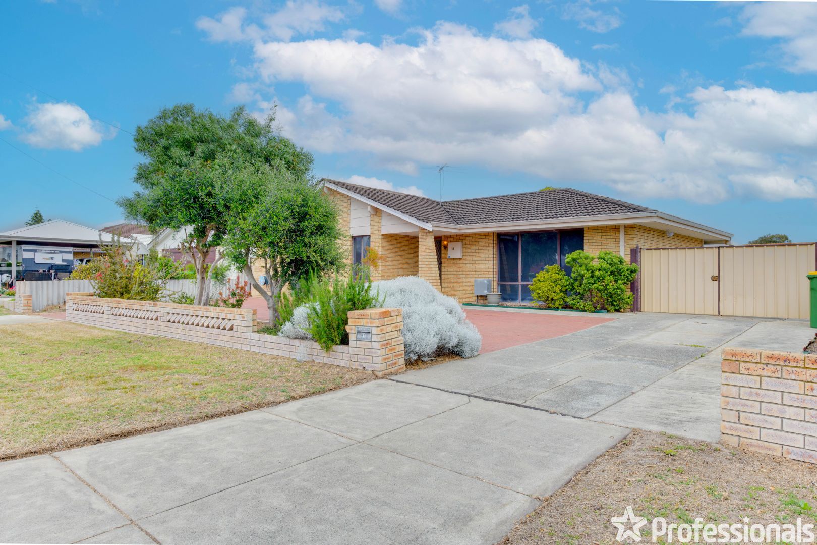 18 Forrester Road, Safety Bay WA 6169, Image 1