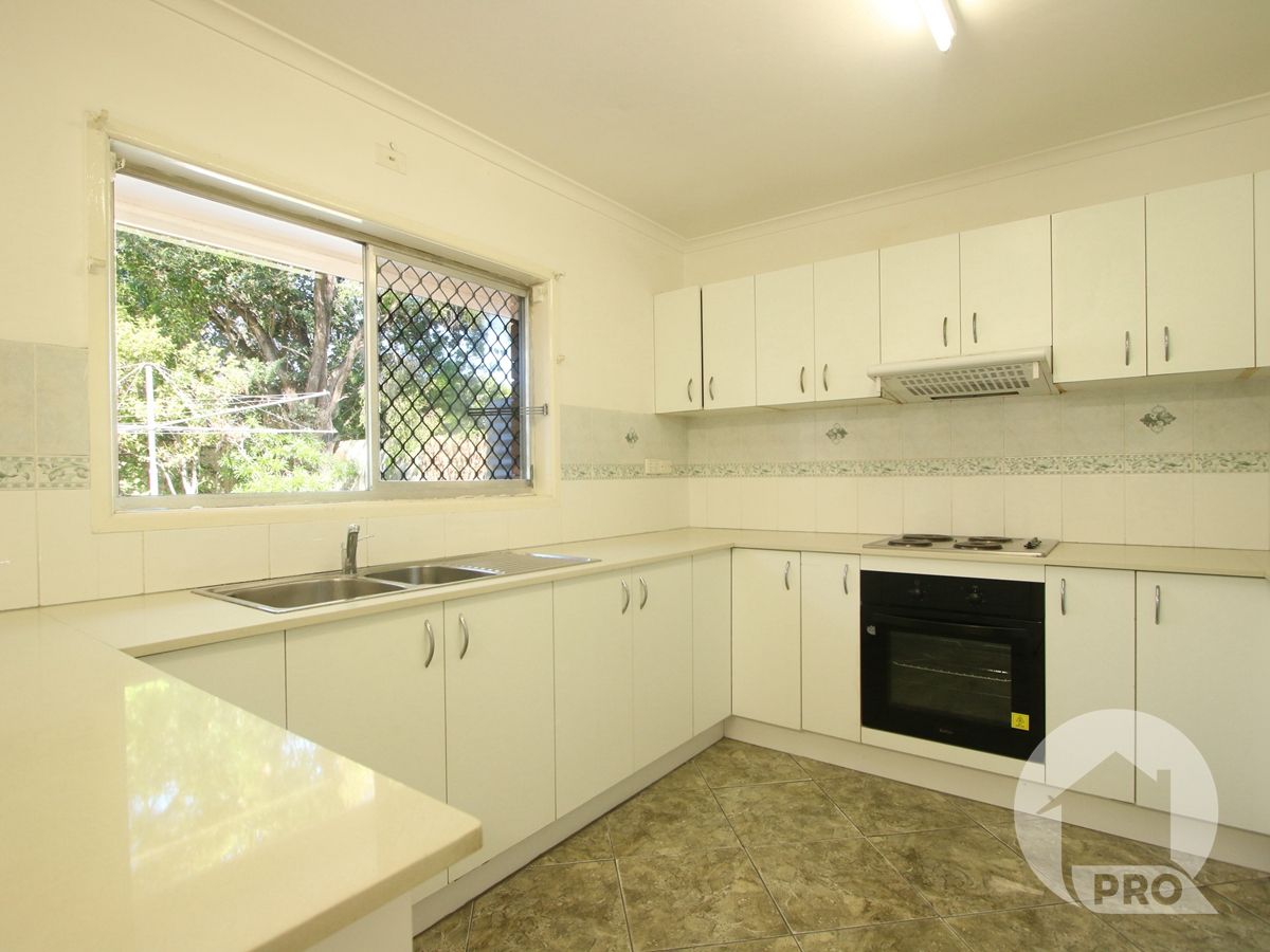 75 Padstow Road, Eight Mile Plains QLD 4113, Image 2