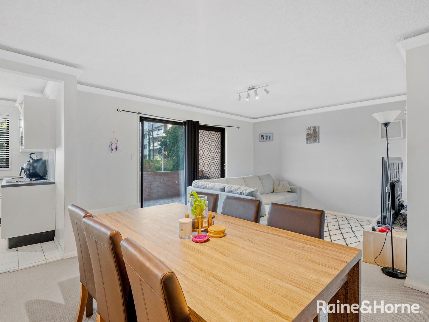 4/9 Broadview Avenue, Gosford NSW 2250, Image 2