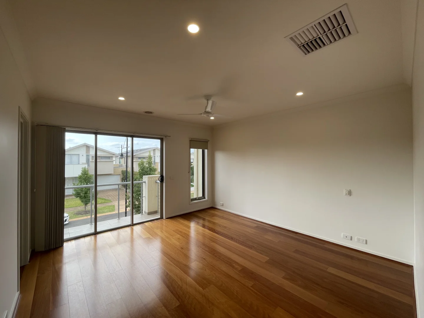 Additional image 11 of 32 Broadbeach Circuit, Point Cook VIC 3030