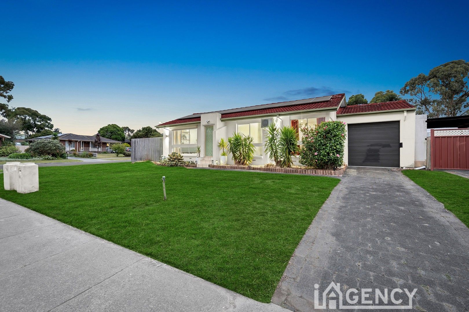 12 Muirkirk Close, Endeavour Hills VIC 3802 Domain