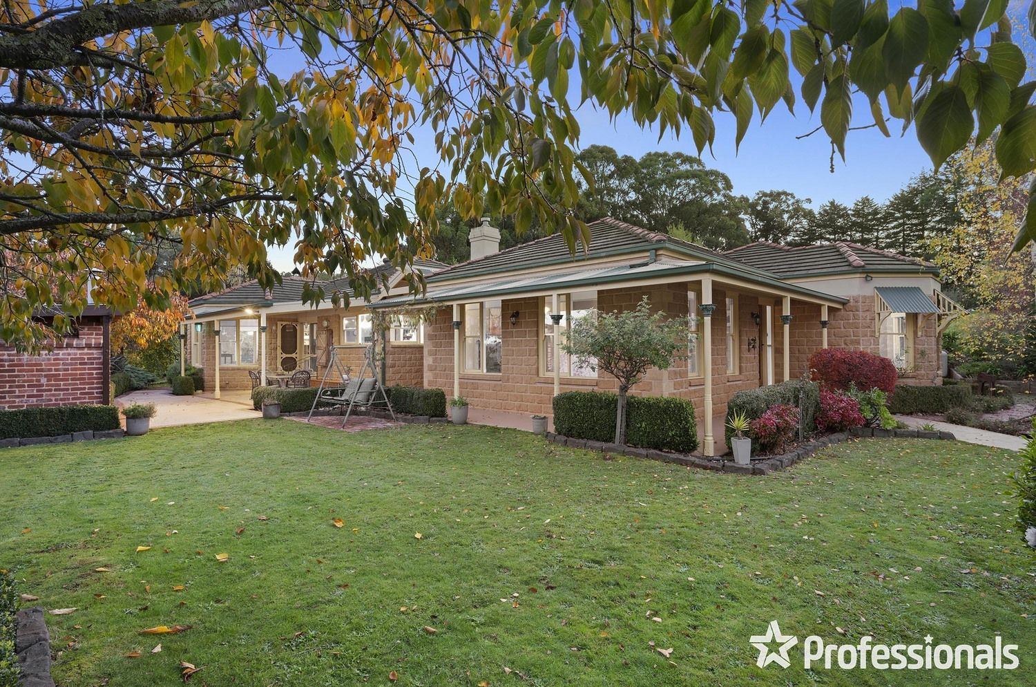 98a Monbulk-Seville Road, Silvan VIC 3795, Image 0