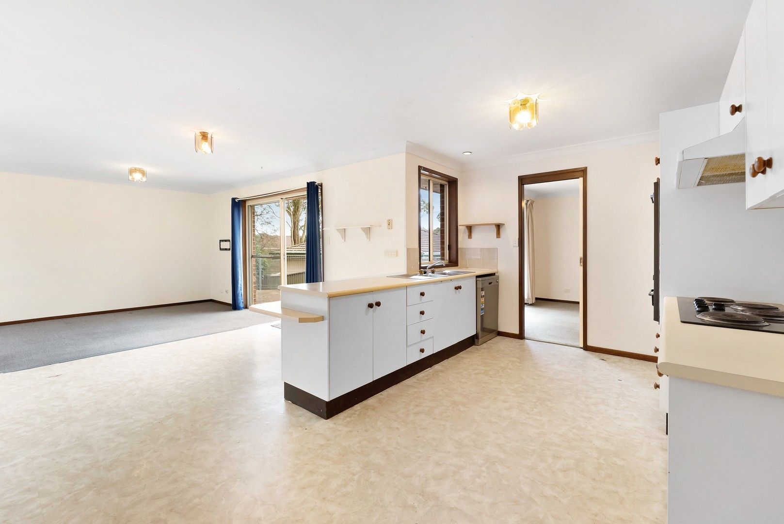 94 Parkes Street, Helensburgh NSW 2508 House For Rent 850 Domain