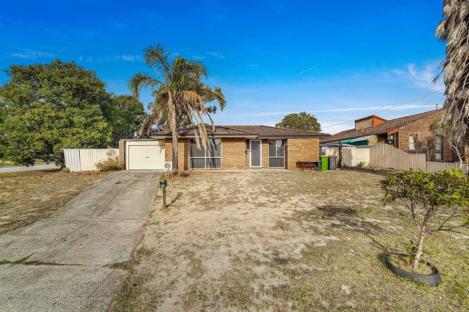 23 Logpine Crescent, Camillo WA 6111, Image 2