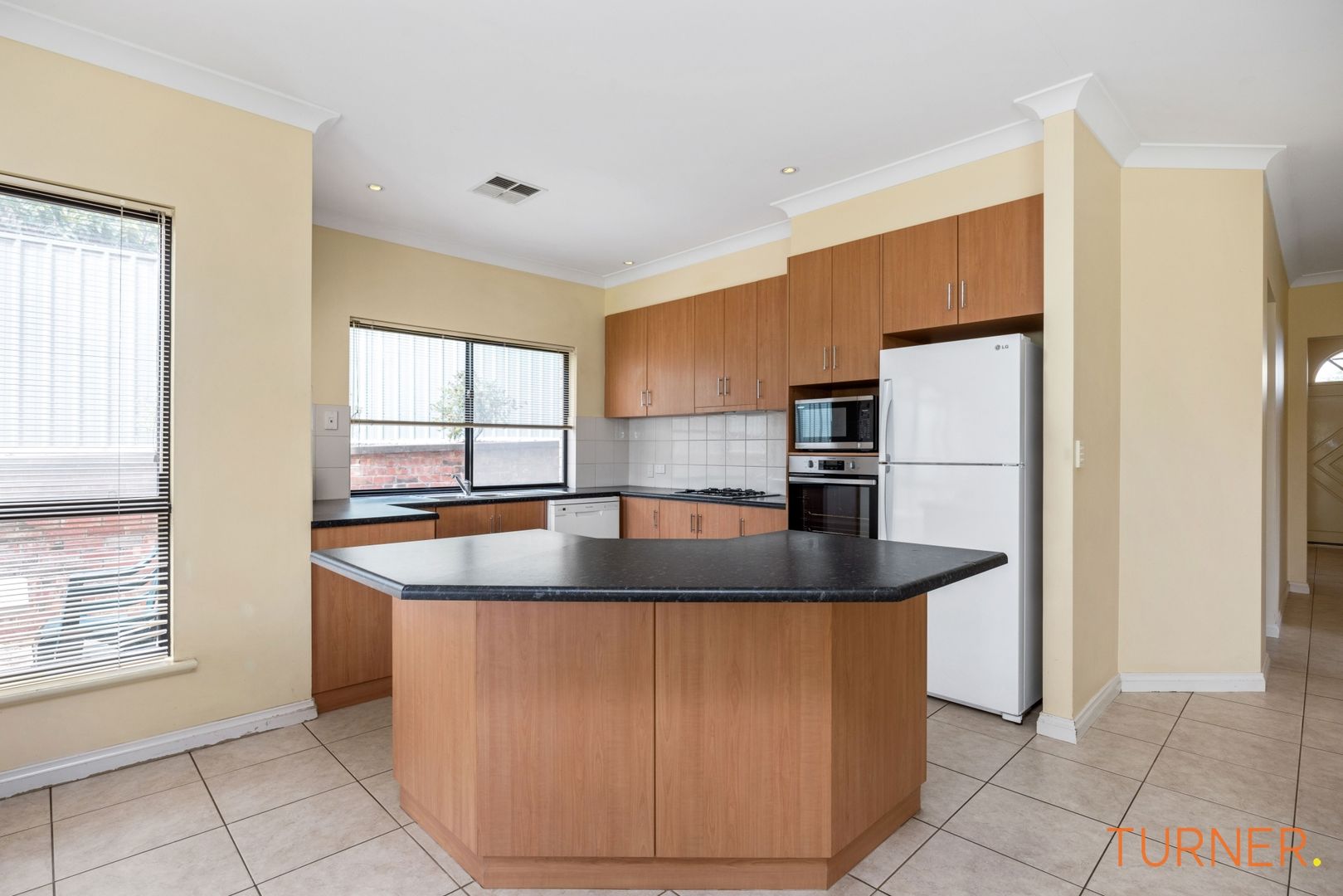 16 Kintyre Road, Woodforde SA 5072 House For Rent 900 Domain