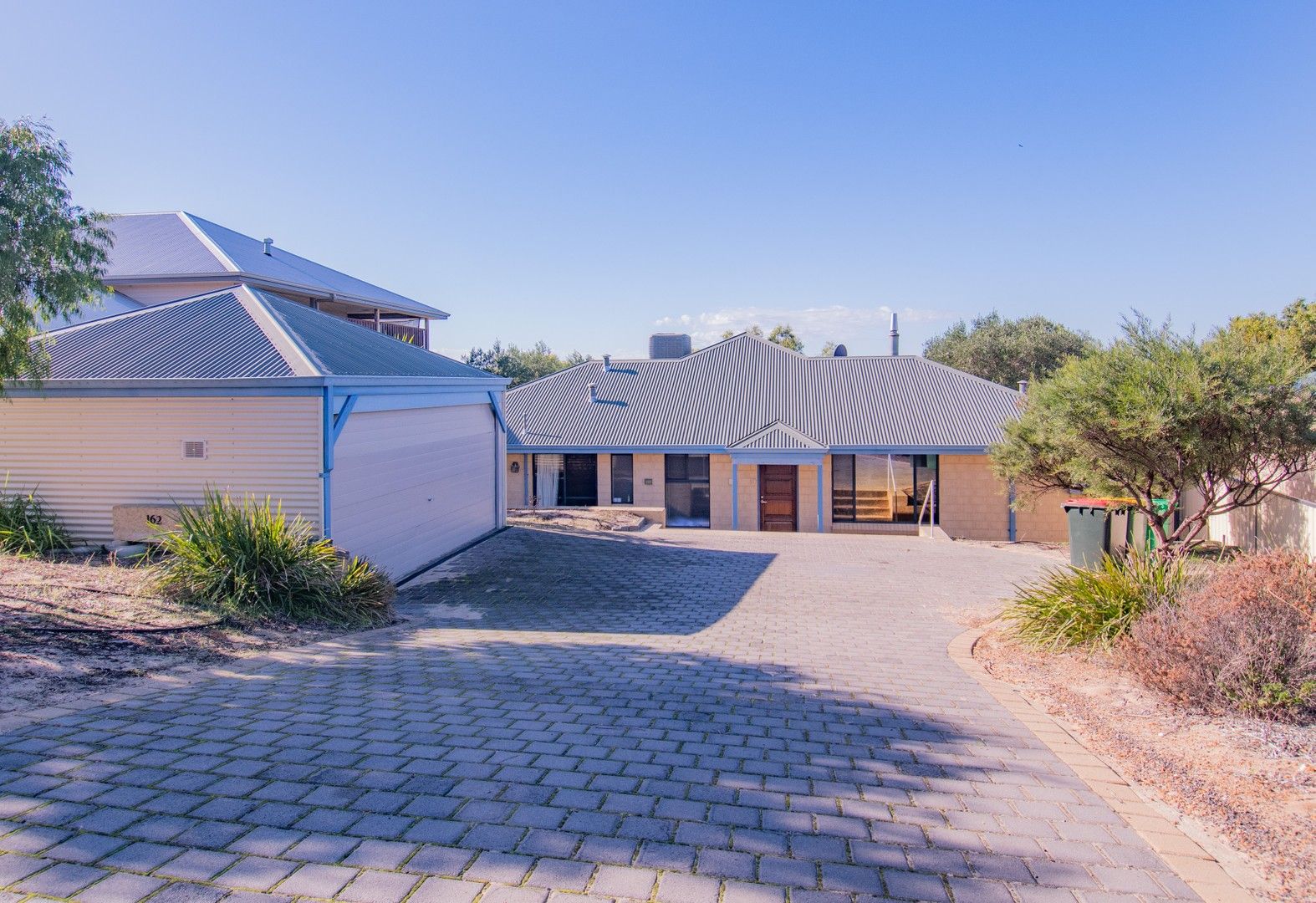 4 bedrooms House in 162 Peppermint Grove Terrace PEPPERMINT GROVE BEACH WA, 6271